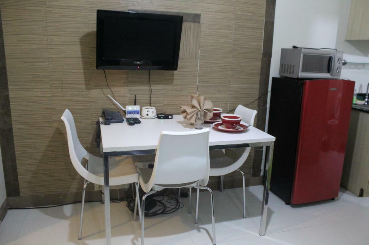 Chateau Elysee A3 Near Airport Wifi Kitchen Paranaque City Екстер'єр фото
