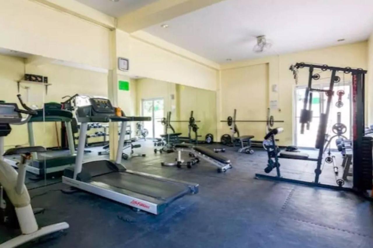 Chateau Elysee A3 Near Airport Wifi Kitchen Paranaque City Екстер'єр фото
